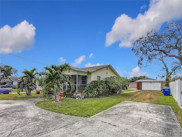 view of front of house with a front yard