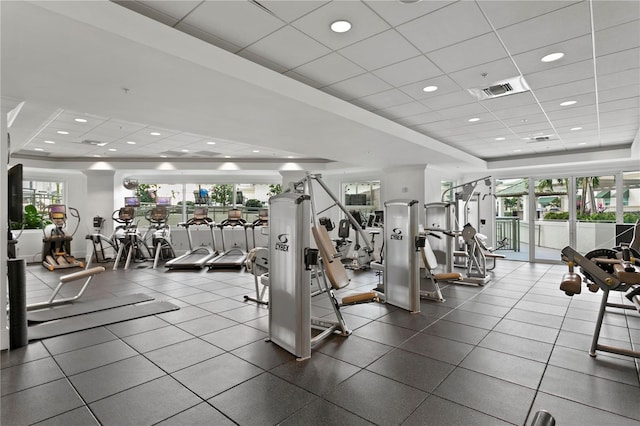 450 Knights Run Ave Unit 407, Tampa, FL 33602 - workout area featuring a tray ceiling, a drop ceiling, and recessed lighting