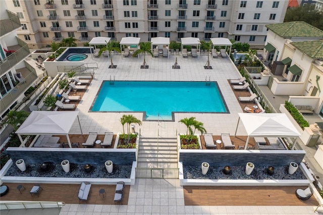 450 Knights Run Ave Unit 407, Tampa, FL 33602 - community pool with a patio area