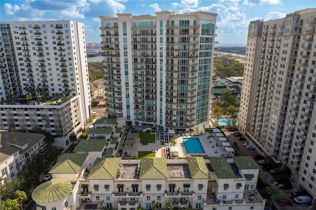 450 Knights Run Ave Unit 407, Tampa, FL 33602 - view of property featuring a view of city
