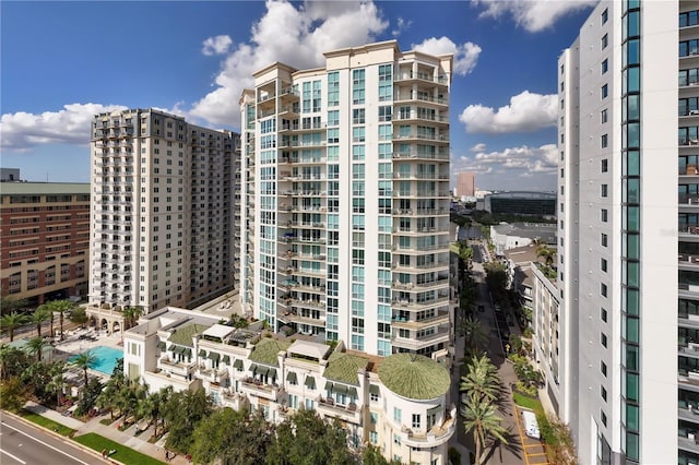 450 Knights Run Ave Unit 407, Tampa, FL 33602 - view of building exterior with a city view