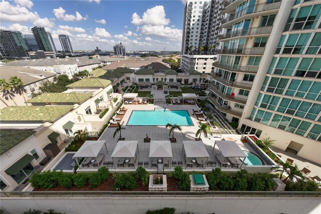 450 Knights Run Ave Unit 407, Tampa, FL 33602 - view of urban area featuring a pool