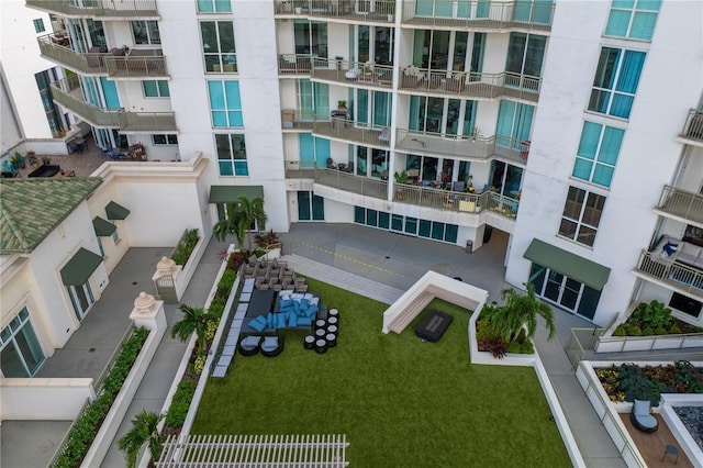 450 Knights Run Ave Unit 407, Tampa, FL 33602 - view of property's community