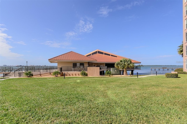 632 Edgewater Dr Unit 532, Dunedin, FL 34698 - view of yard featuring a water view