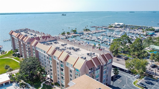 bird's eye view featuring a water view