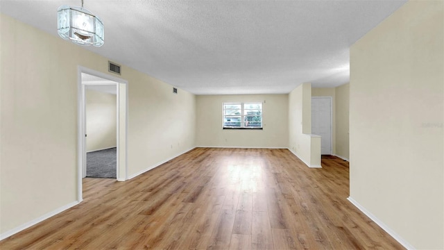 8198 Terrace Garden Dr N Unit 403, Saint Petersburg, FL 33709 - photo 5