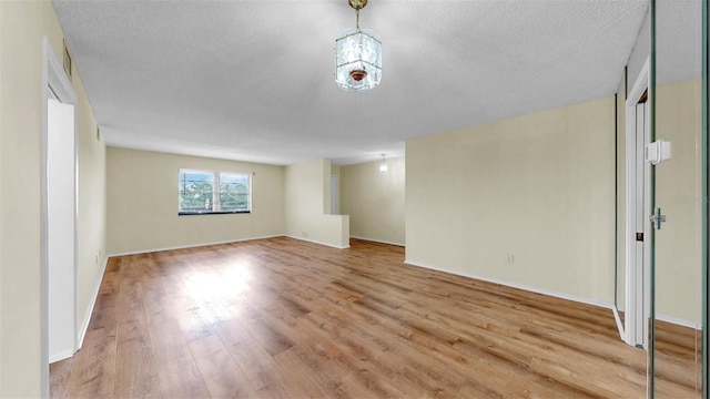 8198 Terrace Garden Dr N Unit 403, Saint Petersburg, FL 33709 - photo 7