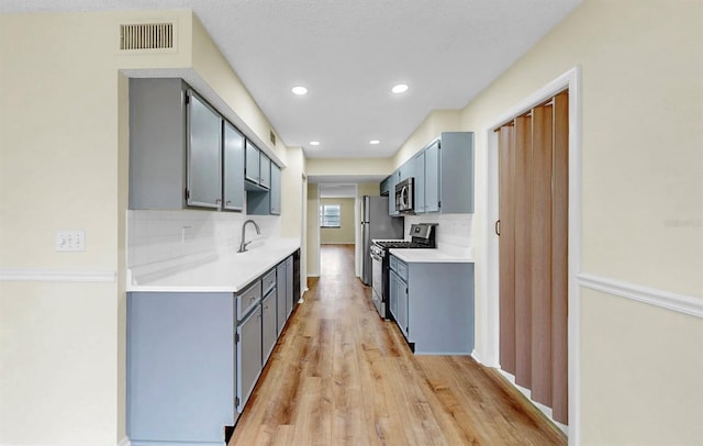 8198 Terrace Garden Dr N Unit 403, Saint Petersburg, FL 33709 - photo 9