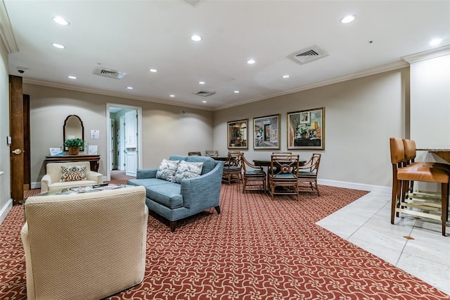 345 Bayshore Blvd Unit 808, Tampa, FL 33606 - living room featuring crown molding, recessed lighting, and baseboards