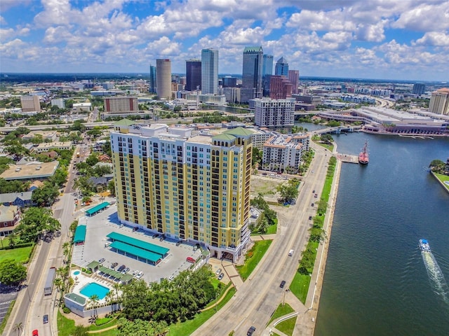 345 Bayshore Blvd Unit 808, Tampa, FL 33606 - view of urban area featuring a pool and a large body of water