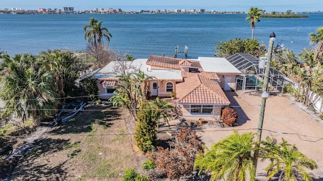 bird's eye view with a water view