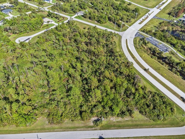 102 Antilla Dr, Rotonda West, FL 33947 - photo 10