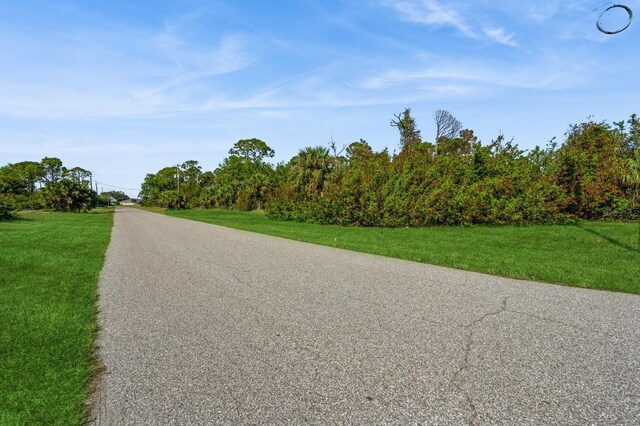 102 Antilla Dr, Rotonda West, FL 33947 - photo 16