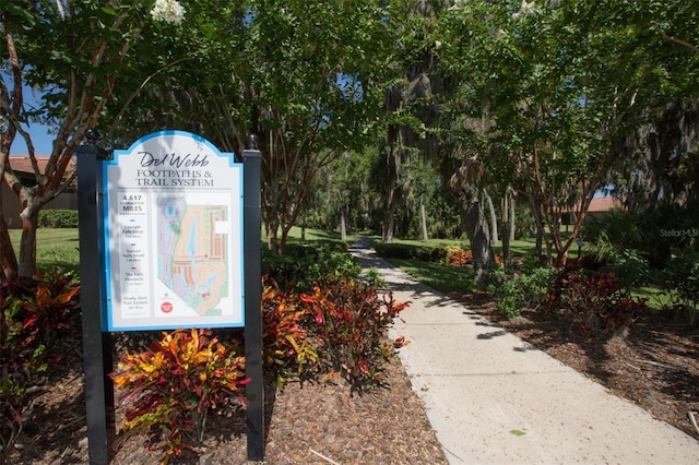 5721 Sunset Falls Dr, Apollo Beach, FL 33572 - view of home's community