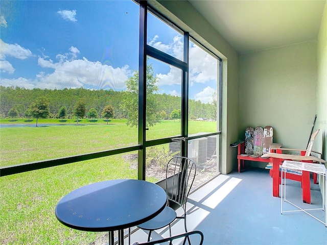 view of sunroom / solarium