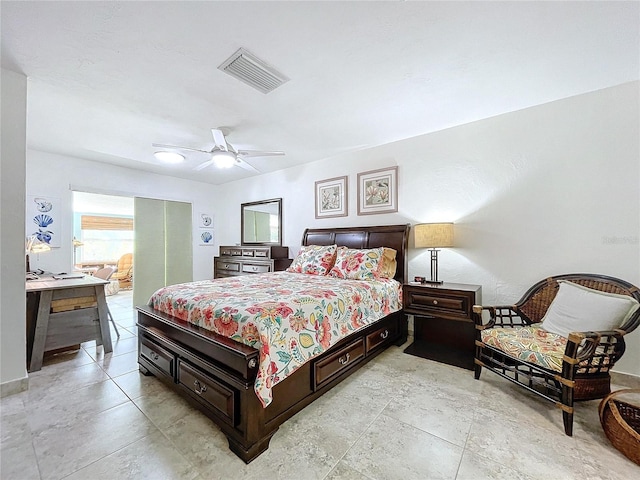 bedroom featuring ceiling fan