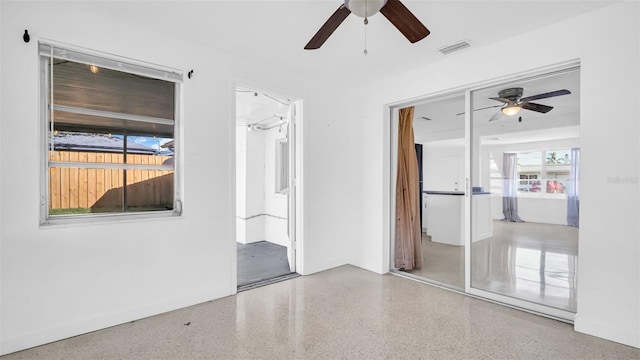 empty room with ceiling fan