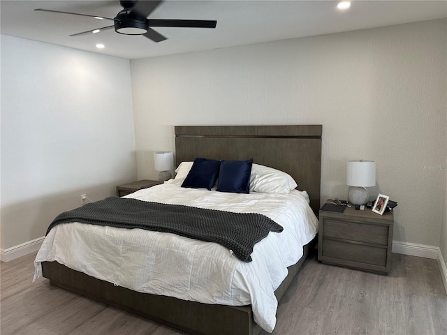 3963 Glen Oaks Manor Dr, Sarasota, FL 34232 - bedroom featuring wood finished floors, baseboards, recessed lighting, and a ceiling fan