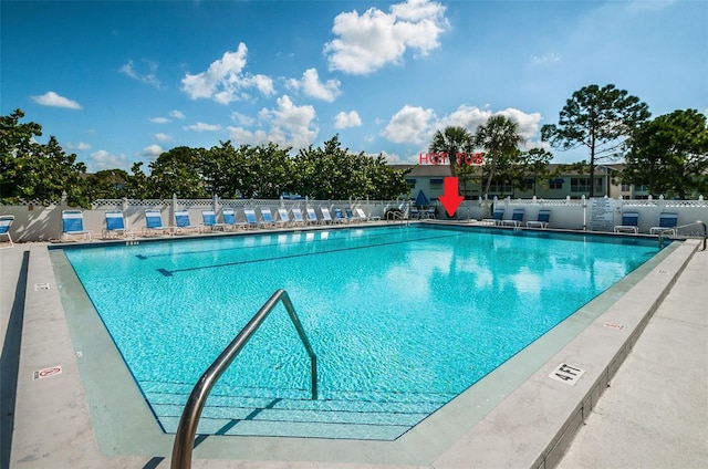 view of swimming pool