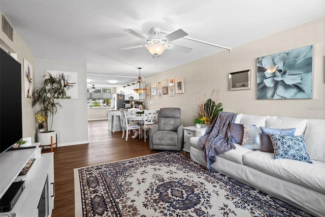 4715 Bay St NE Unit 223, Saint Petersburg, FL 33703 - photo 2
