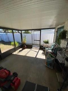 8906 Windsong Ln, Port Richey, FL 34668 - sunroom with healthy amount of natural light
