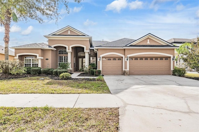 view of front facade with a garage