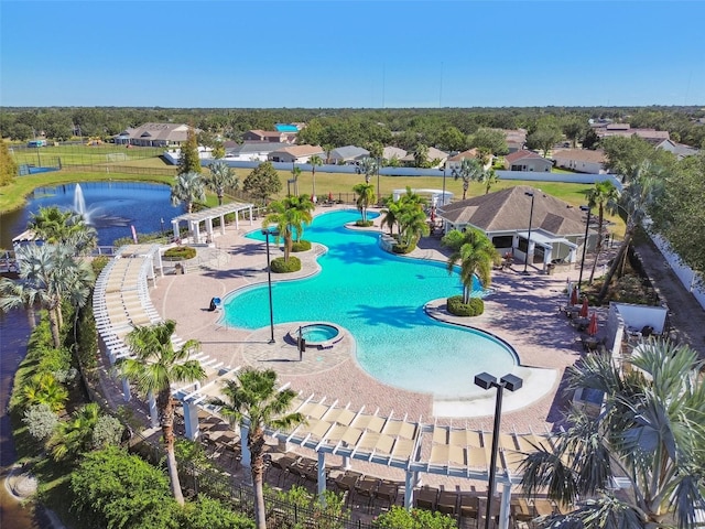 view of swimming pool