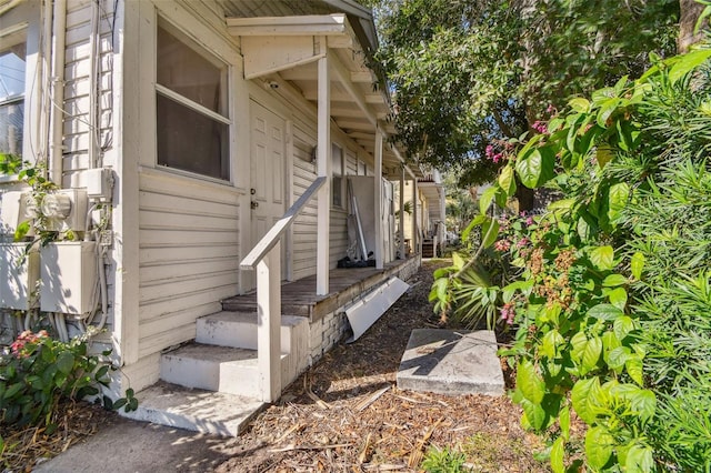 view of property entrance