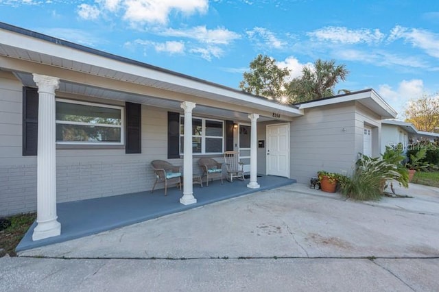 8254 40th Ave N, Saint Petersburg, FL 33709 - photo 2