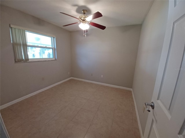 unfurnished room featuring ceiling fan