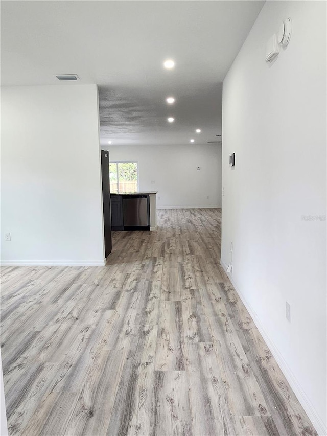 empty room featuring light hardwood / wood-style flooring