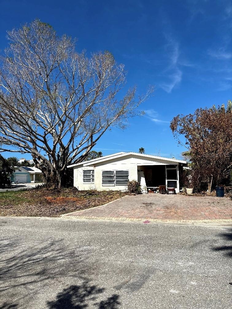 200 175th Ave E, Redington Shores, FL 33708 - photo 1
