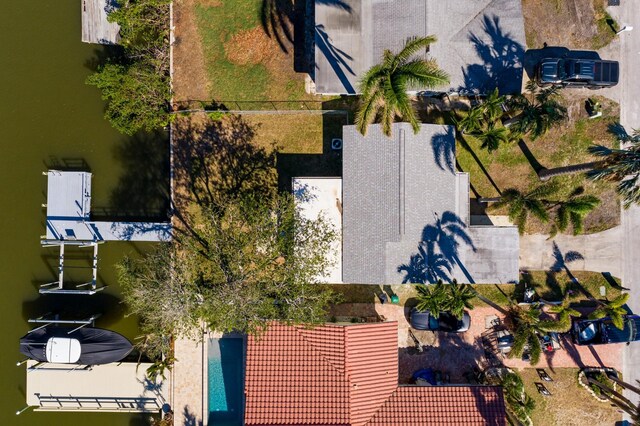 bird's eye view featuring a water view