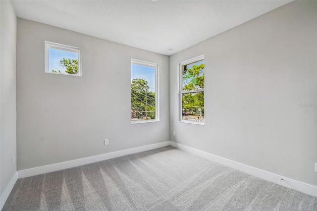 view of carpeted spare room