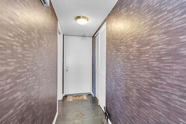 4575 Cove Cir Unit 202, Saint Petersburg, FL 33708 - view of doorway to property
