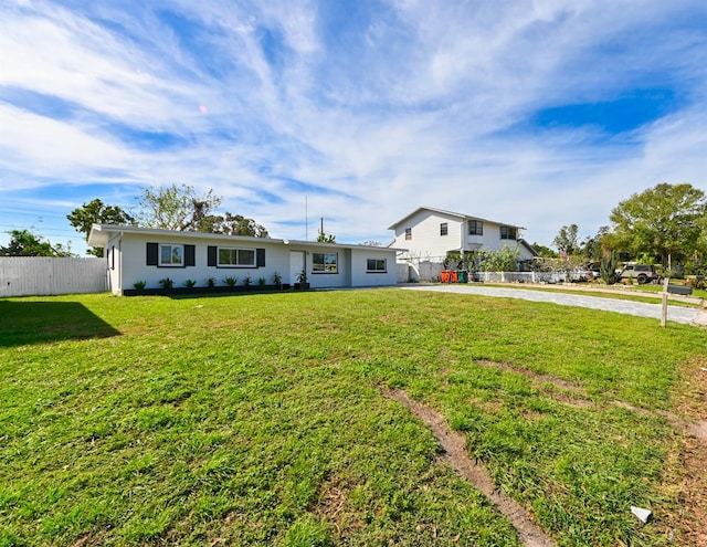 exterior space featuring a front yard