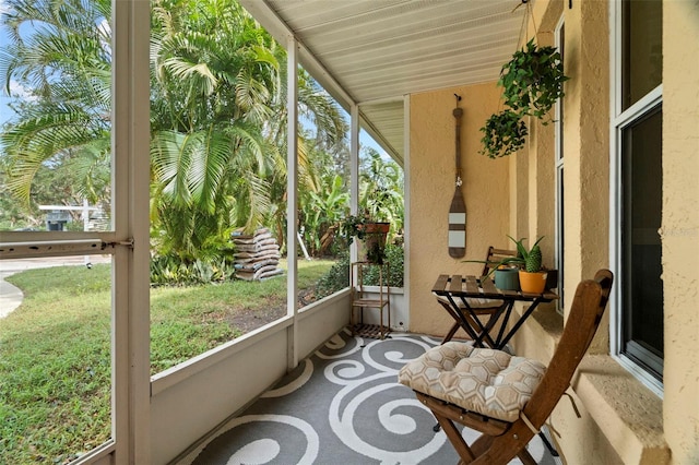 view of sunroom / solarium