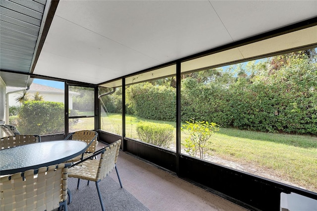 view of unfurnished sunroom