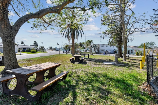 view of yard featuring a residential view