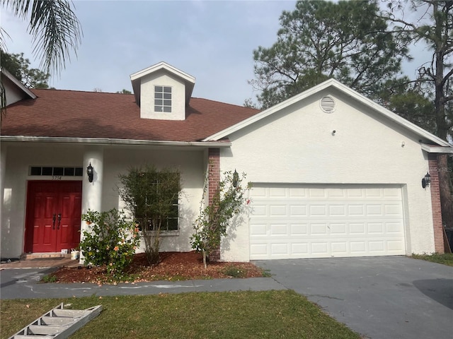 view of front facade featuring a garage