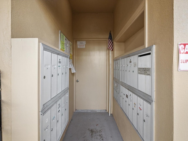 2231 Utopian Dr E Unit 321, Clearwater, FL 33763 - surrounding community with mail area