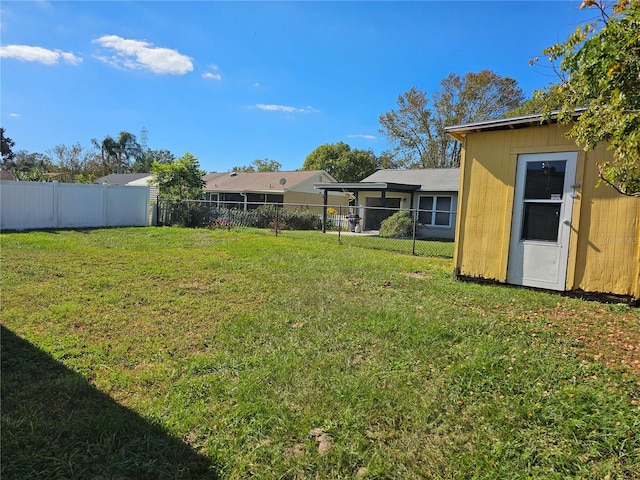 view of yard with a shed