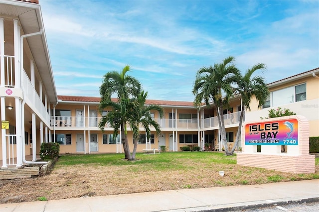 view of building exterior