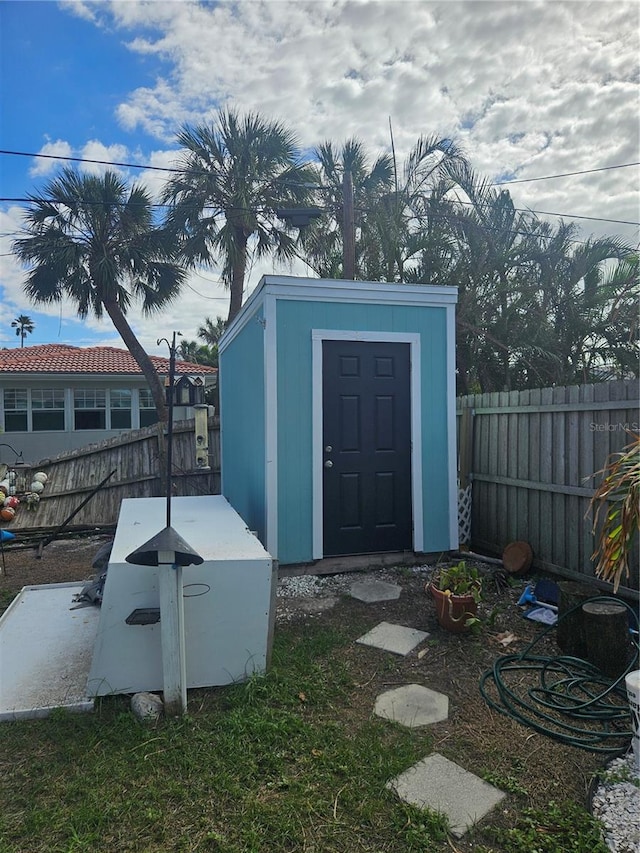 view of outbuilding