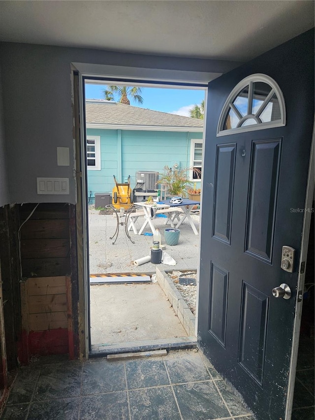 entryway featuring a wealth of natural light