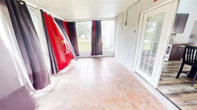 10543 Opus Dr, Riverview, FL 33579 - view of unfurnished sunroom
