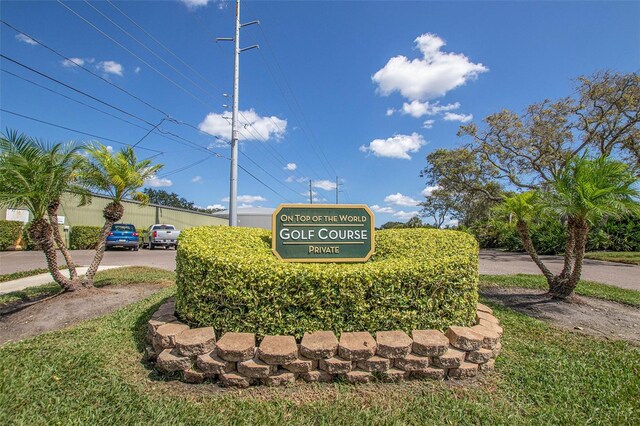 view of community / neighborhood sign