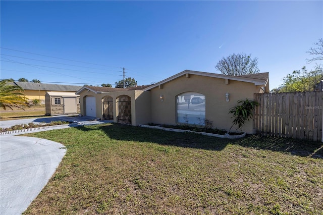 ranch-style house with a front lawn