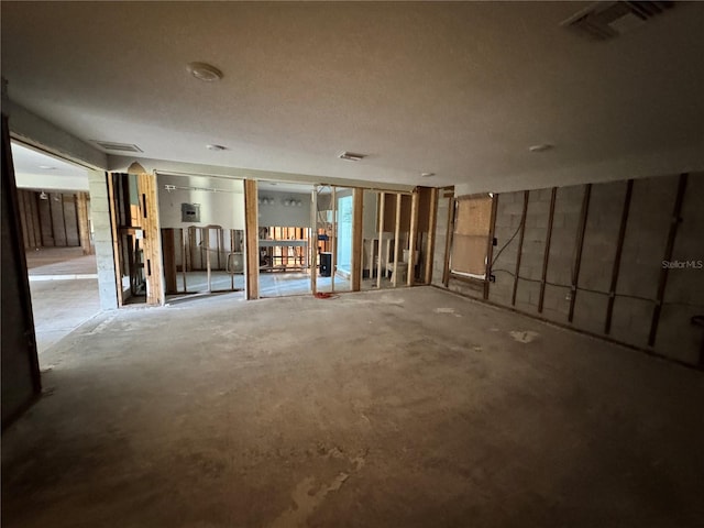 3960 Headsail Dr, New Port Richey, FL 34652 - interior space