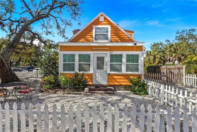 view of front of house